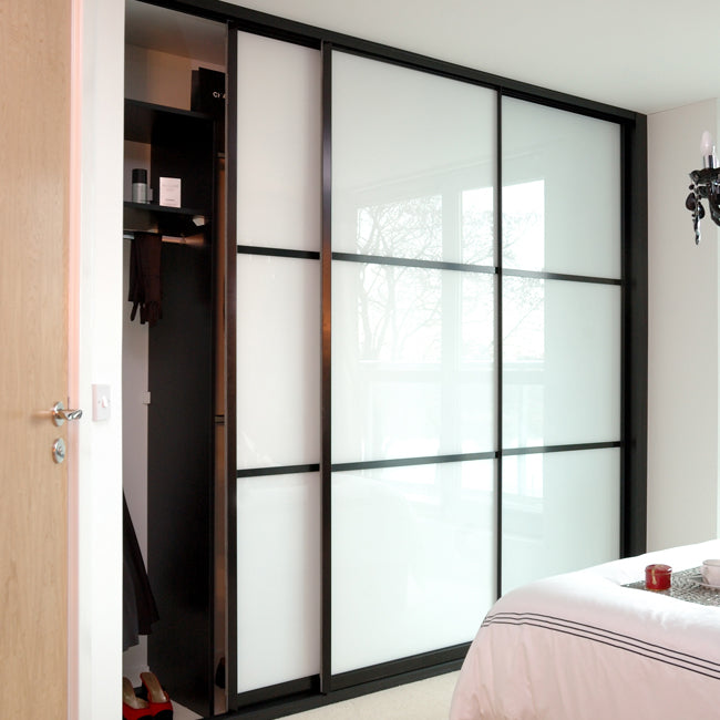 Sliding door wardrobe with mirror 200cm wide: top picks